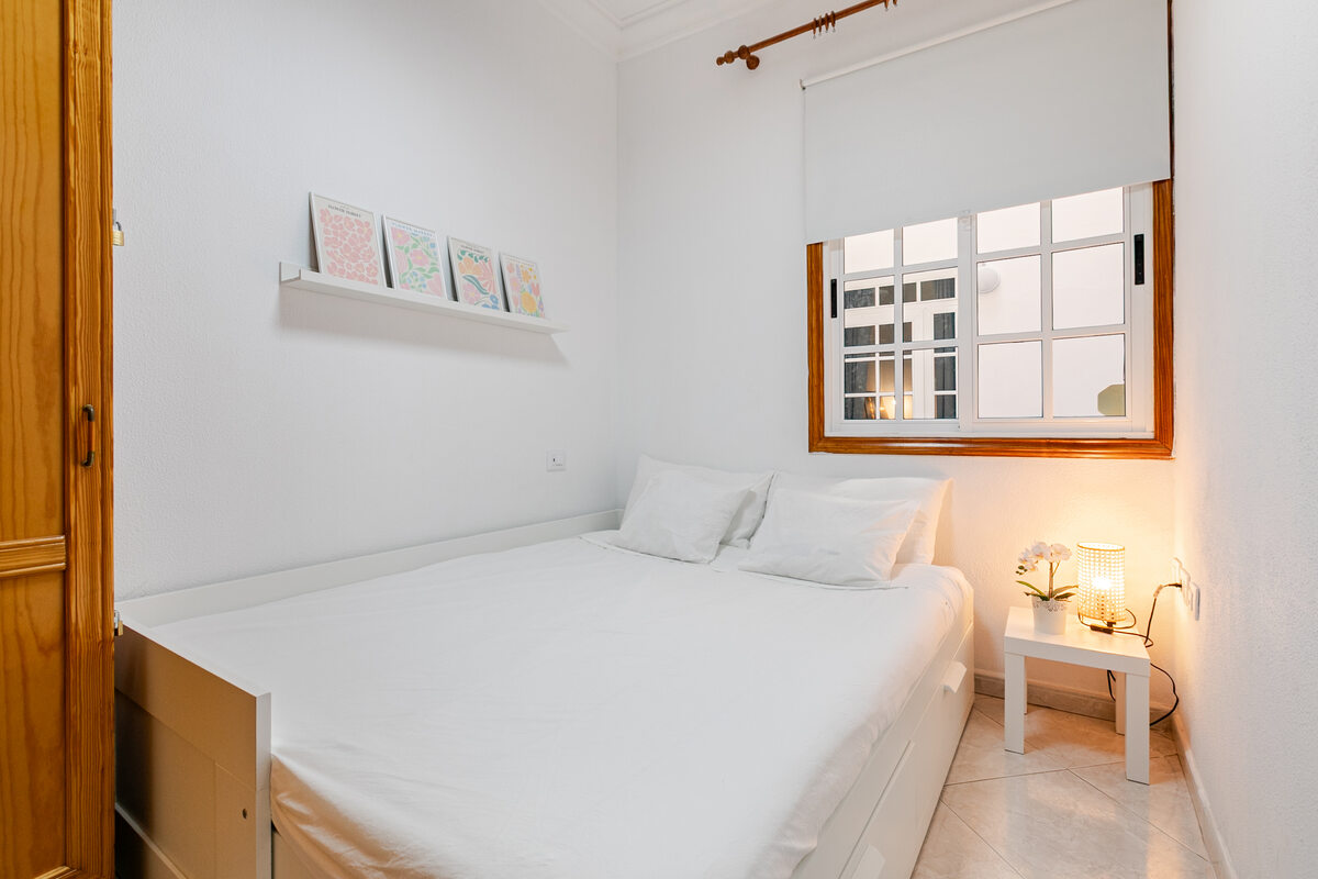 Bedroom 3 — DE VILLA SUITES