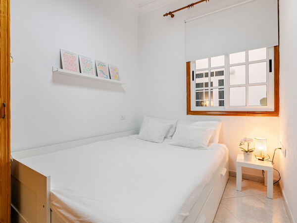 Single bedroom